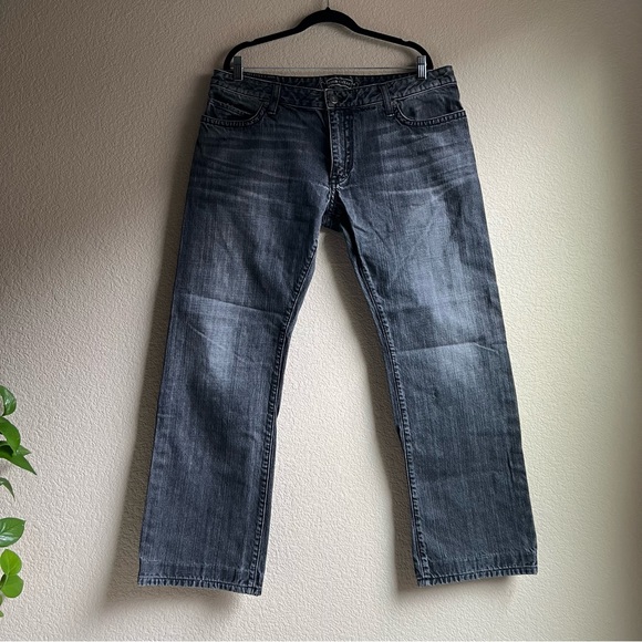 Robin's Jean Men's Raw Denim Straight Leg Black Jeans with Studs, size 38